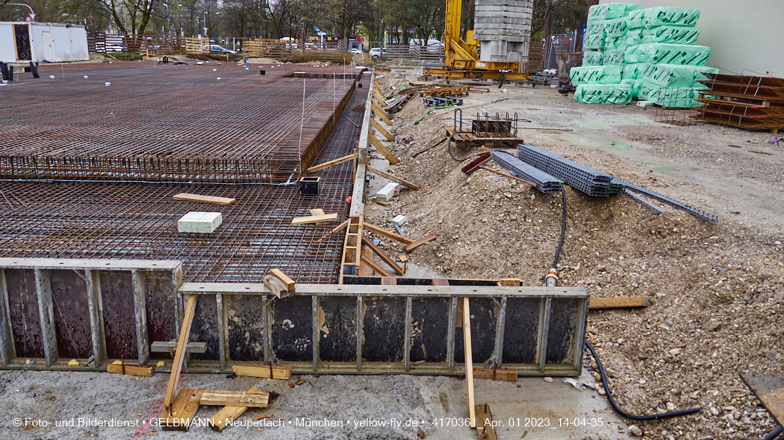 01.04.2023 - Baustelle zum Haus für Kinder in Neuperlach